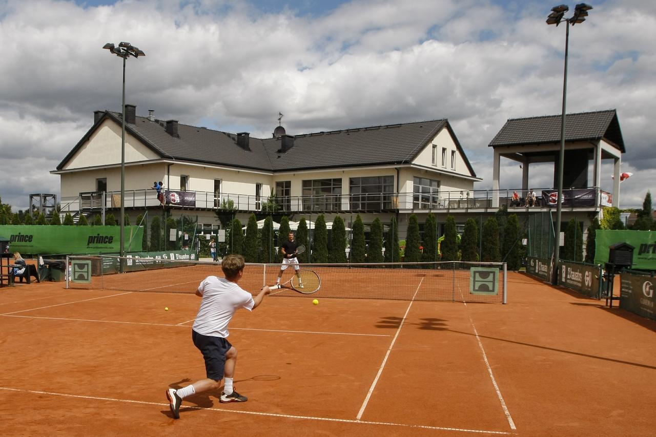 Hotel Restauracja Tenis Kortowo Poznan Dış mekan fotoğraf
